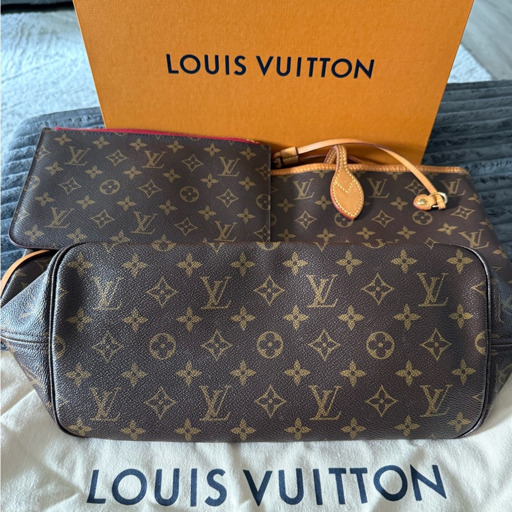 Louis Vuitton Neverfull MM